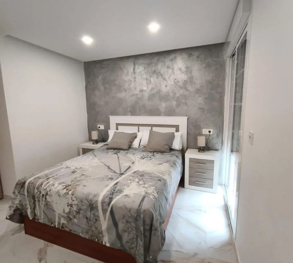 Airbhouse Private Rooms & Apartments Triana Sevilla Habitación en casa particular