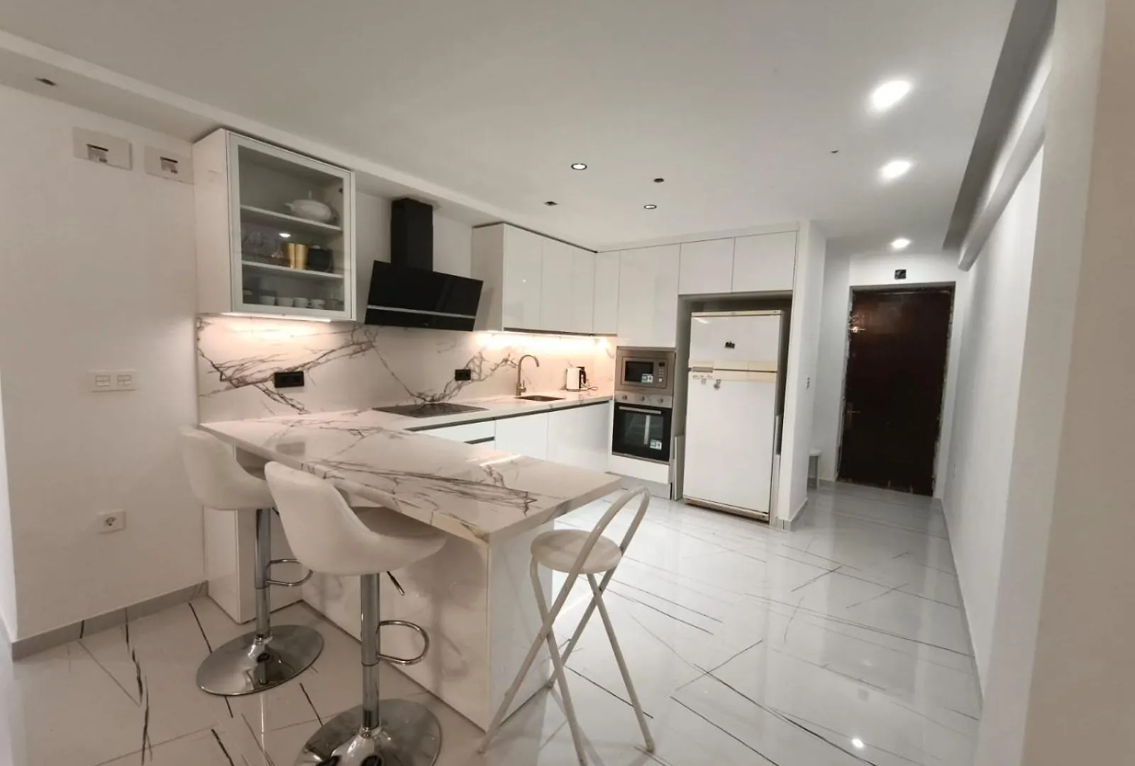 Homestay szállás Airbhouse Private Rooms & Apartments Triana Sevilla Spanyolország